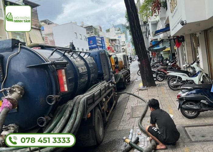 Hút hầm cầu tại Tiền Giang sạch triệt để - Báo Giá 2025 22 Dịch vụ hút hầm cầu tại Tiền Giang Môi Trường Minh Tâm (10)