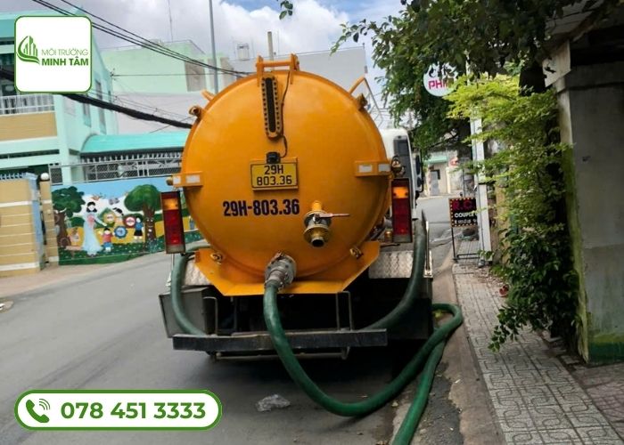 Dịch vụ hút bể phốt tại Chương Mỹ Môi Trường Minh Tâm (6)
