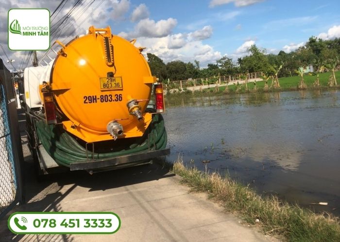 Hút bể phốt tại Hà Đông giá rẻ - Combo 3 trong 1 tiết kiệm 16 Dịch vụ hút bể phốt tại Hà Đông Môi Trường Minh Tâm (6)