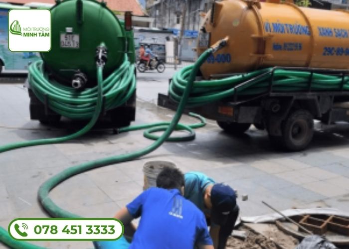 Hút bể phốt tại Phúc Thọ 300k/khối - Nhanh, Sạch, Uy tín 15 Dịch vụ hút bể phốt tại Phúc Thọ Môi Trường Minh Tâm (4)