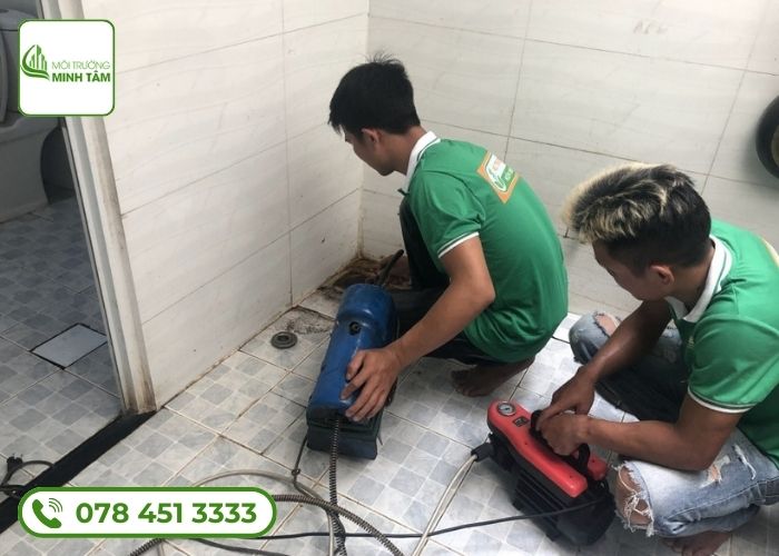 Thông tắc cống tại Cầu Giấy | 24/7 kể cả ngày lễ – Giá trọn gói rõ ràng 18 Dịch vụ thông tắc cống tại Cầu Giấy Môi Trường Minh Tâm (6)