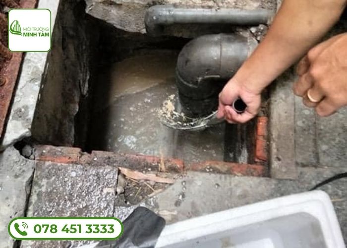 Dịch vụ thông tắc cống tại Quốc Oai Môi Trường Minh Tâm (5)