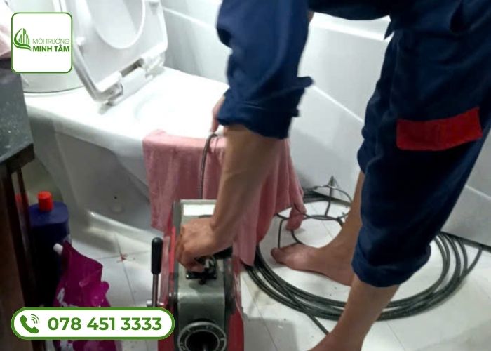 Thông tắc bồn cầu tại Vĩnh Phúc – Giá Rẻ, Phục Vụ 24/7 15 Thông tắc bồn cầu tại Vĩnh Phúc Môi Trường Minh Tâm (4)
