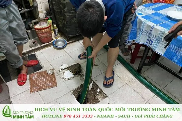 Dịch vụ hút hầm cầu Môi Trường Minh Tâm tại Mộc Hóa được thực hiện qua 6 bước chuyên nghiệp