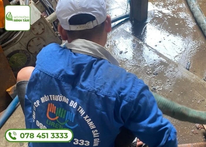Hút hầm cầu Châu Đức, Bà Rịa - Vũng Tàu ✓ Giá rõ ràng 20 hut-ham-cau-tai-chau-duc (4)