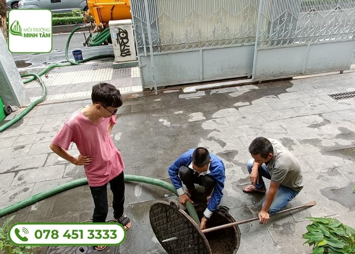 Dịch vụ hút hầm cầu tại Gia Lai Môi Trường Minh Tâm