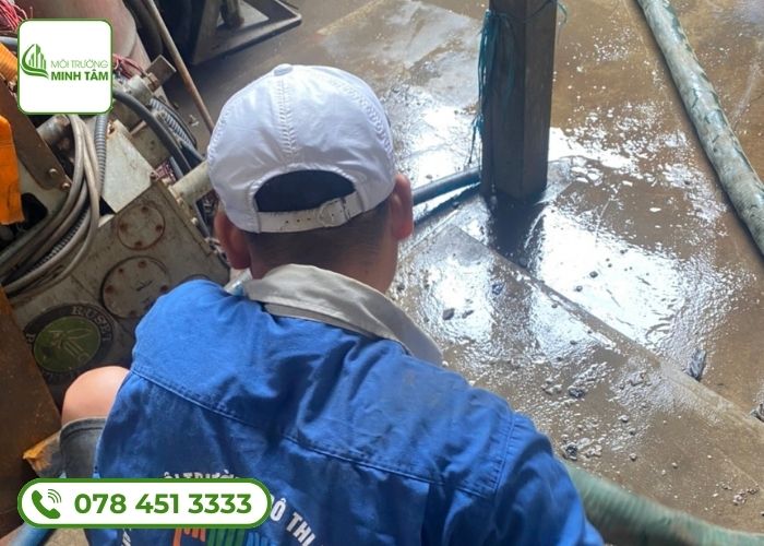 Dịch vụ hút hầm cầu tại Bình Thuận Môi Trường Minh Tâm
