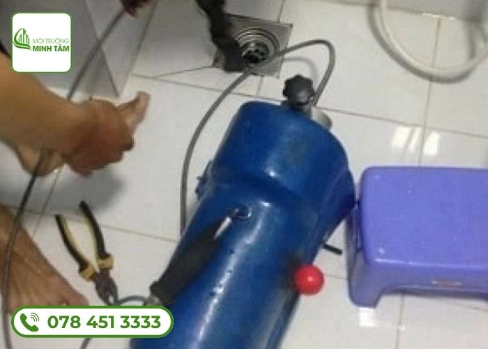 Dịch vụ thông cống nghẹt tại Bù Gia Mập - Môi Trường Minh Tâm (4)