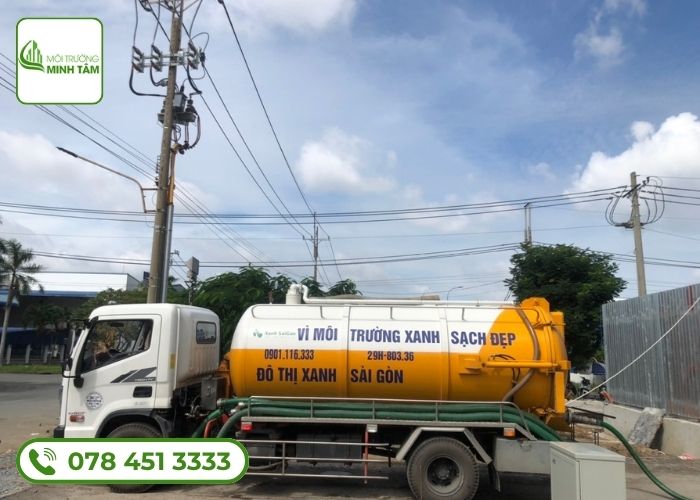 Hút hầm cầu tại Mỏ Cày Bắc Môi Trường Minh Tâm (5)