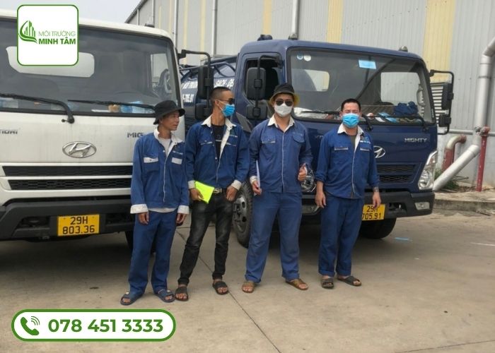 Môi Trường Minh Tâm sử dụng xe hút chân không, máy áp lực cao và các thiết bị hiện đại