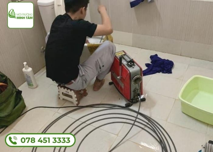 Bảng báo giá thông bồn cầu tại Long Xuyên