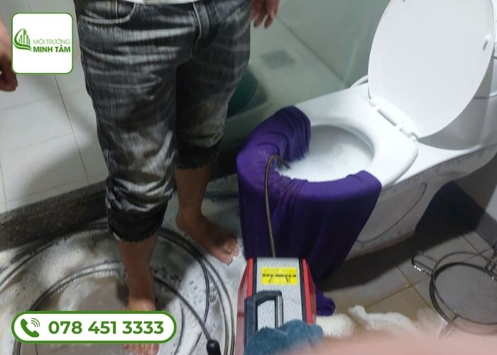 Đơn vị uy tín sử dụng máy móc hiện đại, kỹ thuật chuẩn xác giúp giải quyết tắc nghẽn tận gốc