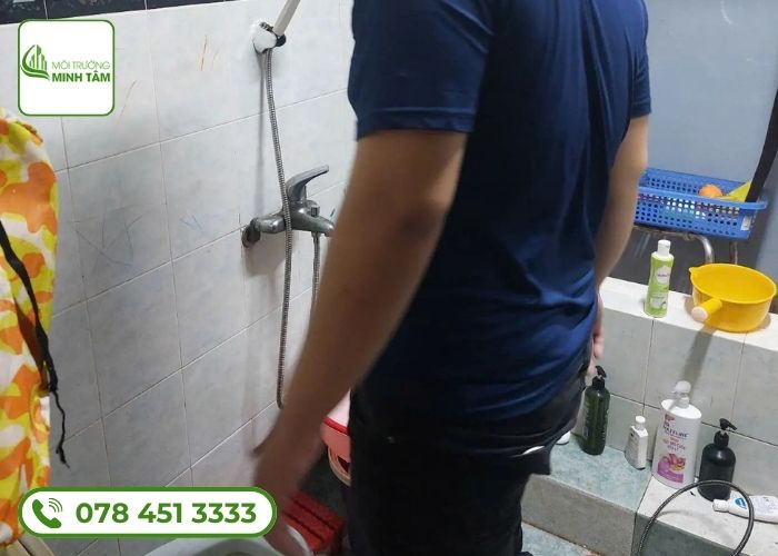 thong-cong-nghet-tai-nam-dan-4