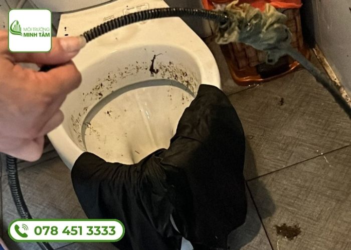 Thông bồn cầu nghẹt tại Bỉm Sơn chuyên nghiệp giá từ 100K 7 thong-bon-cau-nghet-tai-bim-son-1