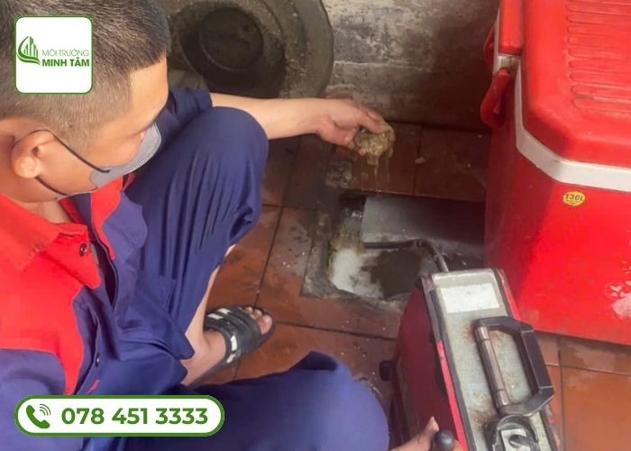 Thông cống nghẹt tại Cẩm Thủy giải pháp hiệu quả, uy tín 9 thong-cong-nghet-tai-cam-thuy-3