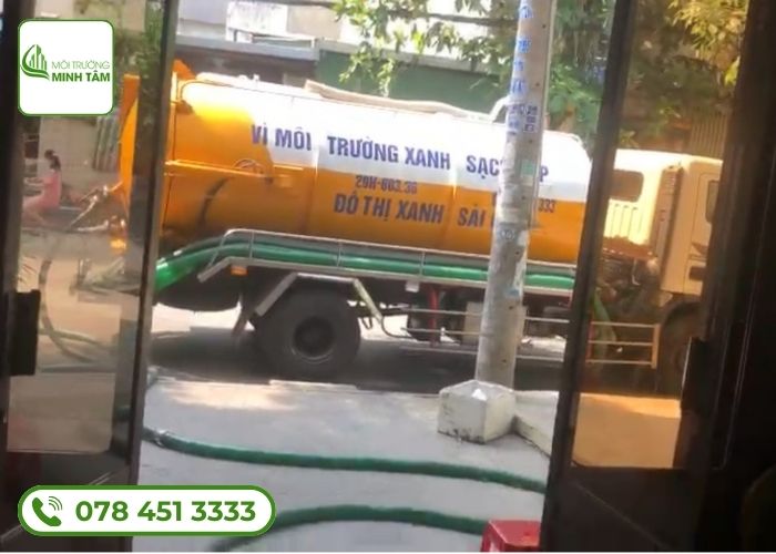 Hút hầm cầu tại Vĩnh Linh-1