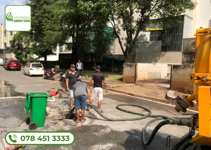 hút hầm cầu tại Vĩnh Thạnh-4