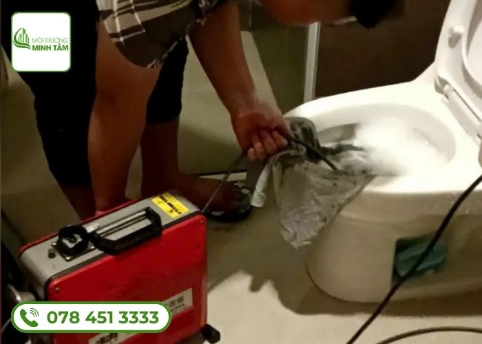 Thông bồn cầu nghẹt tại Sông Hinh, Phú Yên – Xử lý sạch nghẹt, xả mạnh như mới 7 thong-bon-cau-nghet-tai-song-hinh 1