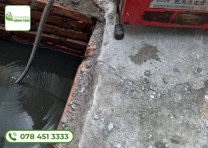 thông cống nghẹt tại Đức Thọ