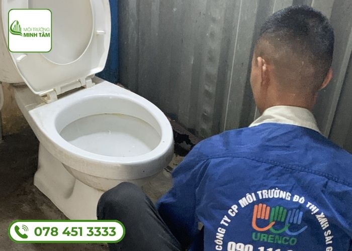 Thông bồn cầu nghẹt tại Châu Thành triệt để 99% 9 thong-bon-cau-nghet-tai-chau-thanh 7