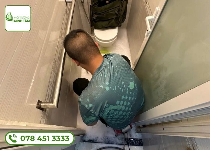 thong-cong-nghet-tai-cam-ranh 1