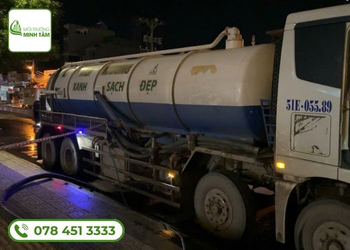 Chi phí vận chuyển bùn vi sinh TPHCM Minh Tâm