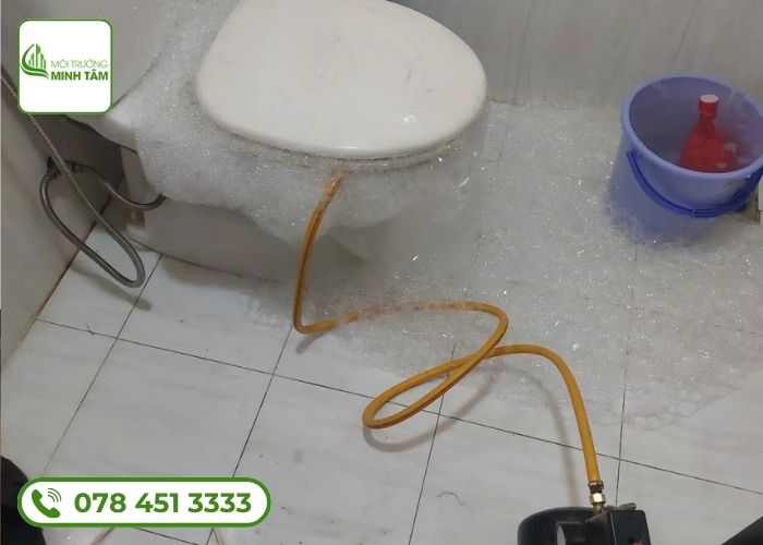 thong-tac-bon-cau-tại-thi-xa-my-hao (5)