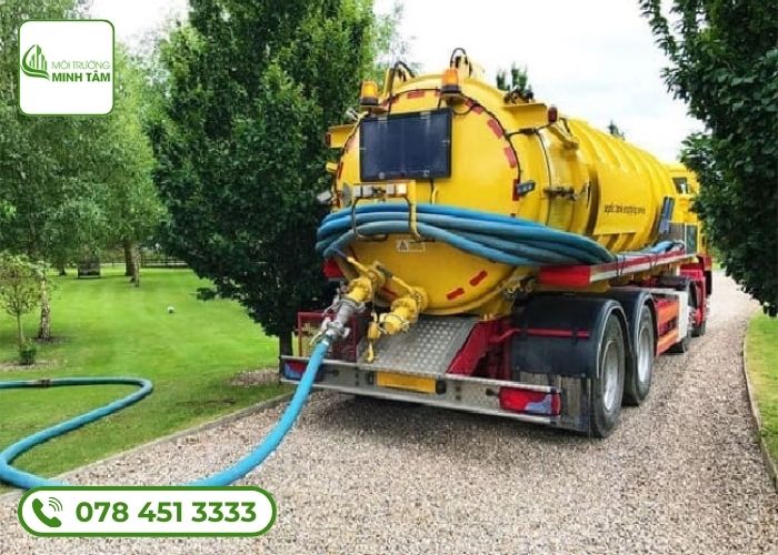 van-chuyen-bun-vi-sinh-huyen-cu-chi (4)