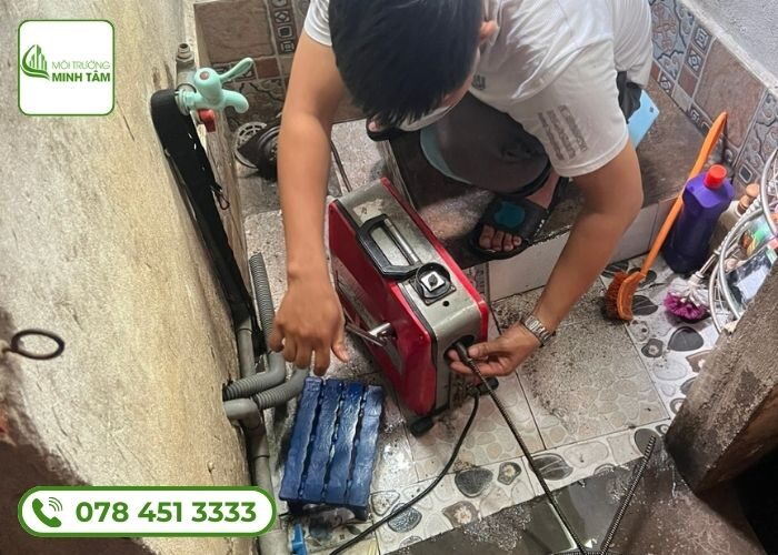 Thông tắc cống tại thị xã Quế Võ, Bắc Ninh - Giá tốt, có mặt ngay 19 thong-tac-cong-tai-thi-xa-que-vo (7)