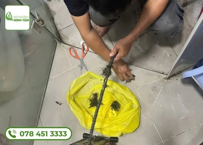 Thông tắc cống tại Võ Nhai, Thái Nguyên - Thợ Giỏi, Xử Lý Tận Gốc 16 thong-tac-cong-tai-vo-nhai (6)
