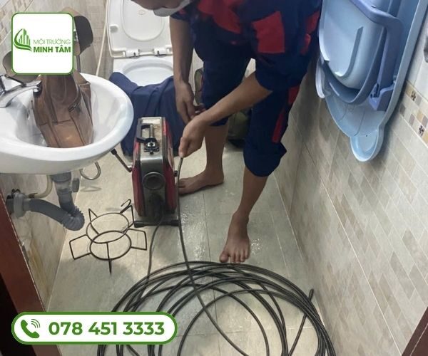 Thông cống nghẹt Phường 9, Quận 4 – Cam kết sạch trong 30 phút 16 thong-cong-nghet-phuong-9-quan-4 (7)
